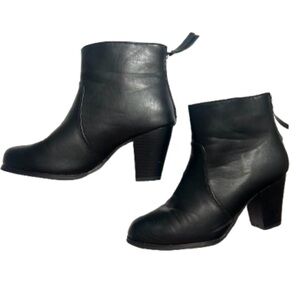 Rue 21 Black Ankle Booties, Size 7